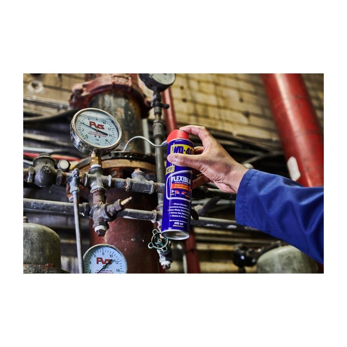 WD-40 Multi-Use spuitbus met flexibel rietje 400ml WD-40 Multi-Use spuitbus met flexibel rietje 400ml